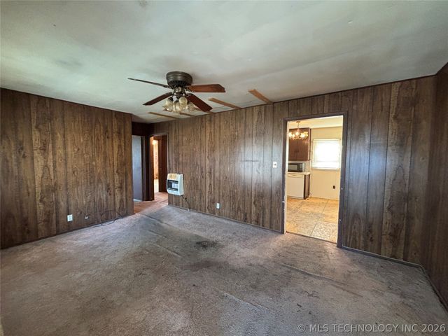 902 Roosevelt, Durant, OK 74701