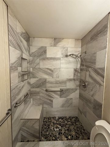 902 Roosevelt, Durant, OK 74701