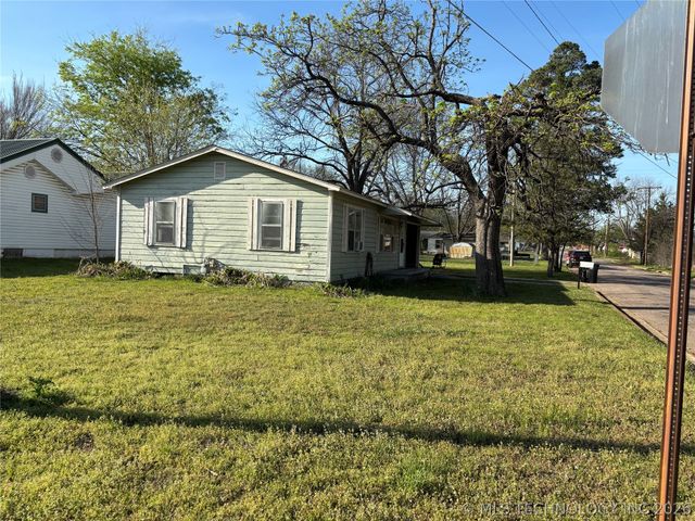 902 Roosevelt, Durant, OK 74701
