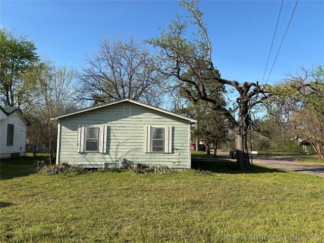 902 Roosevelt, Durant, OK 74701