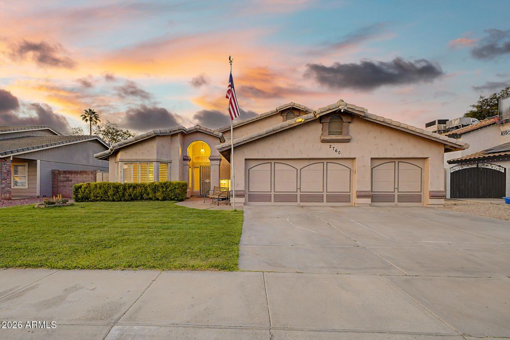 2760 W KENT Drive, Chandler, AZ 85224 — exterior