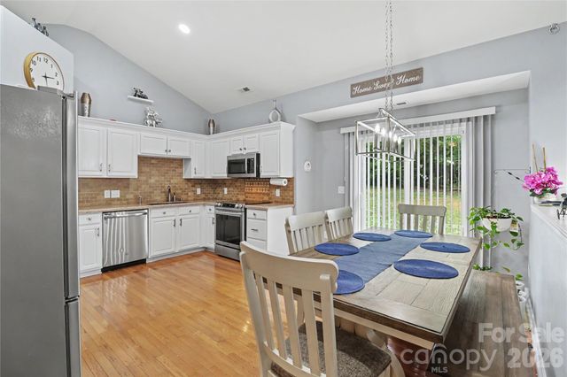 6225 Sid Crane Drive, Charlotte, NC 28216