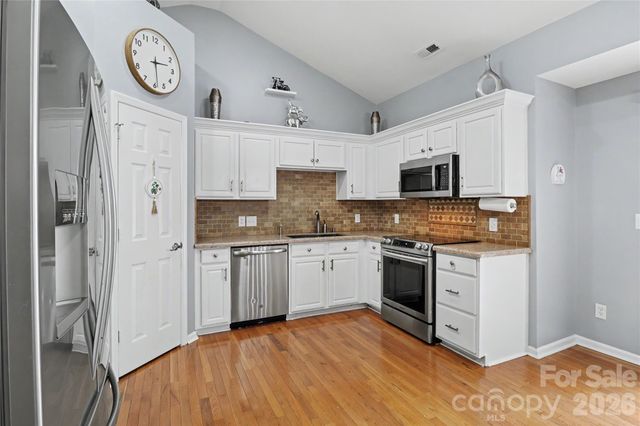 6225 Sid Crane Drive, Charlotte, NC 28216