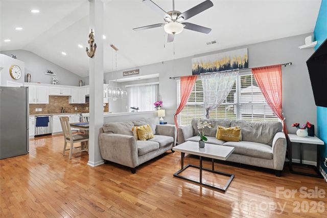 6225 Sid Crane Drive, Charlotte, NC 28216