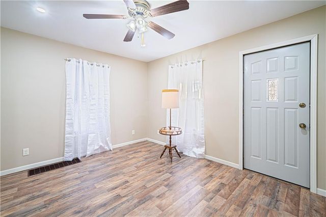 2819 S 22nd Street, St Joseph, MO 64503