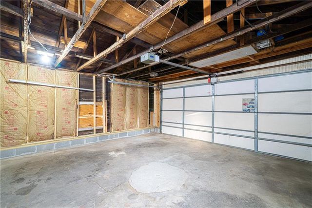 2819 S 22nd Street, St Joseph, MO 64503