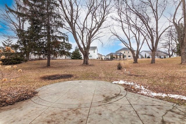 N56W36792 Cherokee ROAD, Oconomowoc, WI 53066