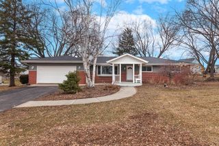 N56W36792 Cherokee ROAD, Oconomowoc, WI 53066