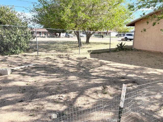 19145 Sheffield Street, Hesperia, CA 92345