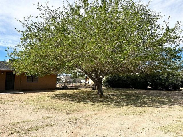 19145 Sheffield Street, Hesperia, CA 92345