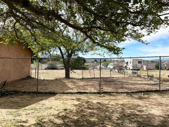 19145 Sheffield Street, Hesperia, CA 92345