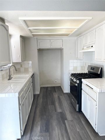 19145 Sheffield Street, Hesperia, CA 92345