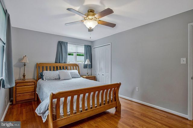 6721 PINE DR, Columbia, MD 21046