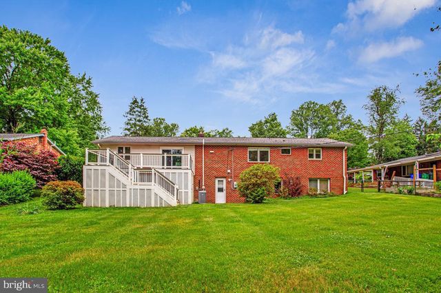 6721 PINE DR, Columbia, MD 21046