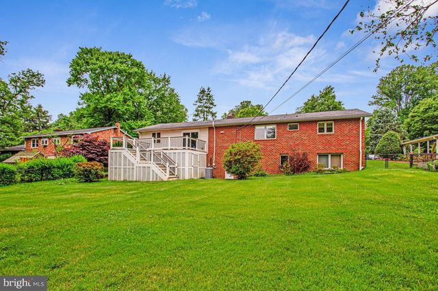 6721 PINE DR, Columbia, MD 21046