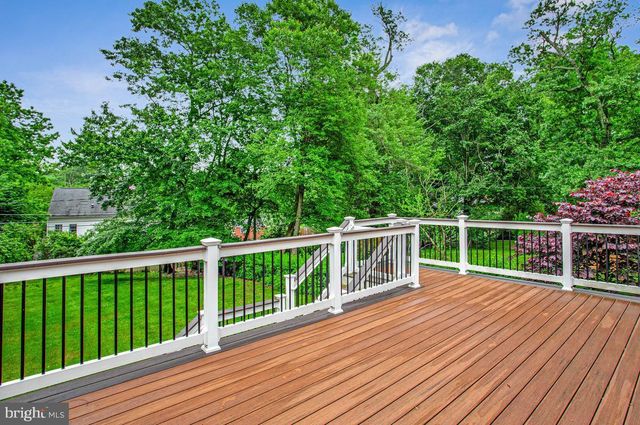 6721 PINE DR, Columbia, MD 21046