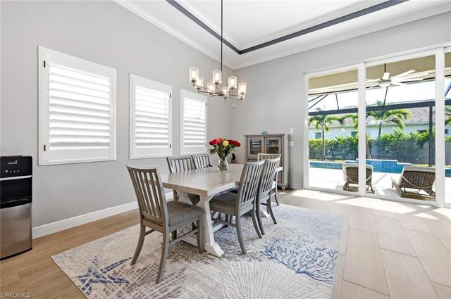 8986 Redonda DR, Naples, FL 34114