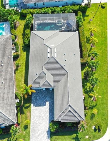 8986 Redonda DR, Naples, FL 34114