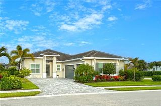 8986 Redonda DR, Naples, FL 34114