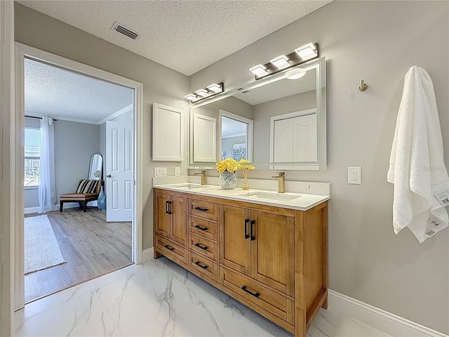 2622 CARIBE DR, The Villages, FL 32162