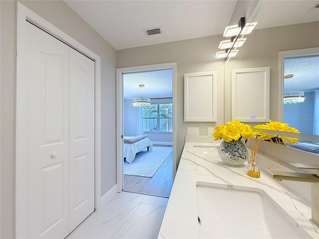 2622 CARIBE DR, The Villages, FL 32162