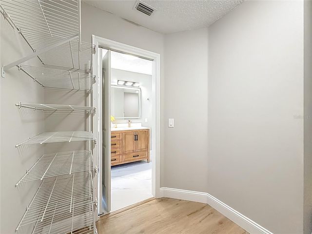 2622 CARIBE DR, The Villages, FL 32162