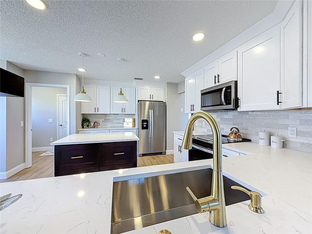 2622 CARIBE DR, The Villages, FL 32162