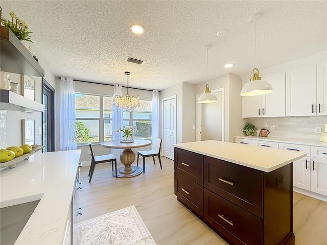 2622 CARIBE DR, The Villages, FL 32162