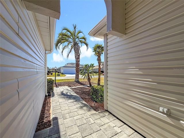 2622 CARIBE DR, The Villages, FL 32162