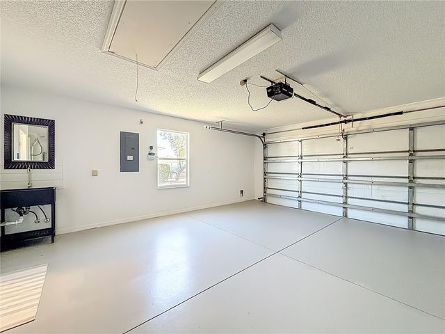 2622 CARIBE DR, The Villages, FL 32162