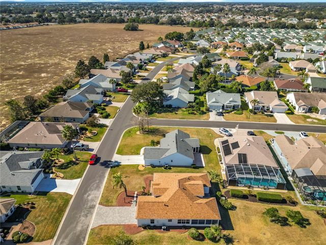 2622 CARIBE DR, The Villages, FL 32162