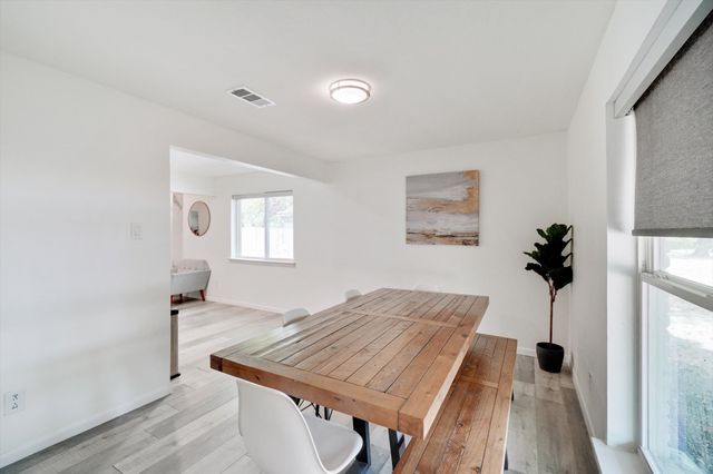 742 Austrian Road, Grand Prairie, TX 75050