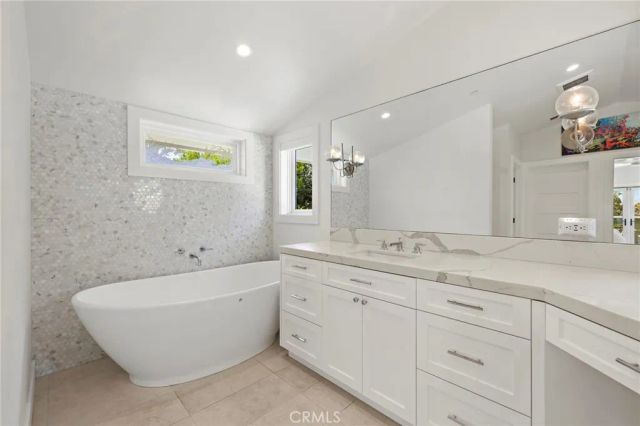 3203 Tyrol Drive, Laguna Beach, CA 92651
