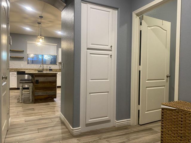 9237 W Irma Lane, Peoria, AZ 85382