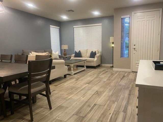 9237 W Irma Lane, Peoria, AZ 85382