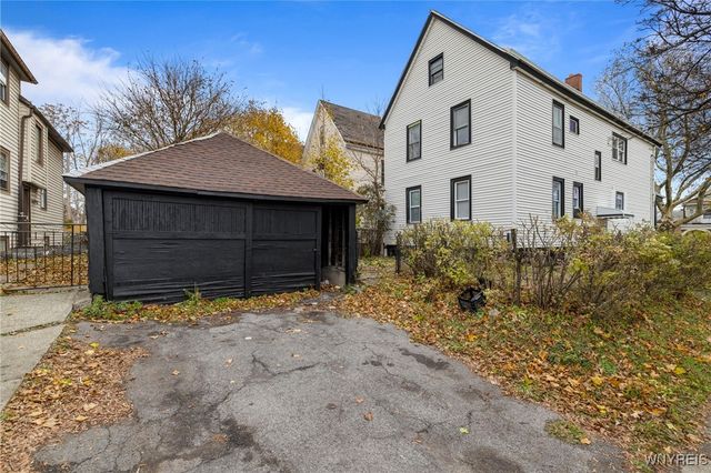 572 Wyoming Avenue, Buffalo, NY 14215