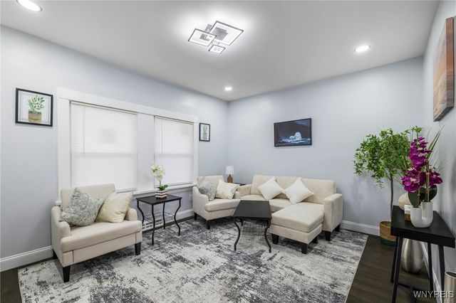 572 Wyoming Avenue, Buffalo, NY 14215