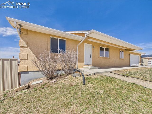71 S Citadel Circle, Pueblo West, CO 81007