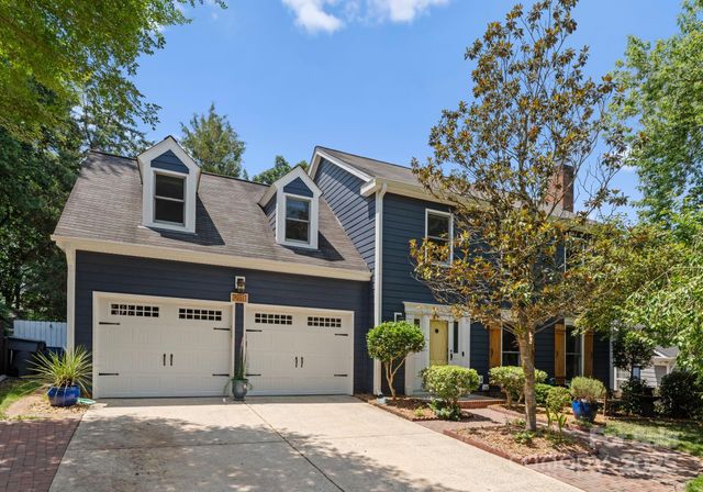 2111 Caleo Circle, Charlotte, NC 28270