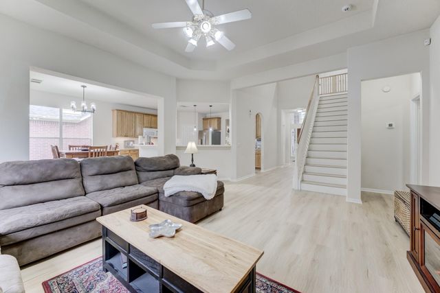 515 Deer Hollow Drive, Sugar Land, TX 77479