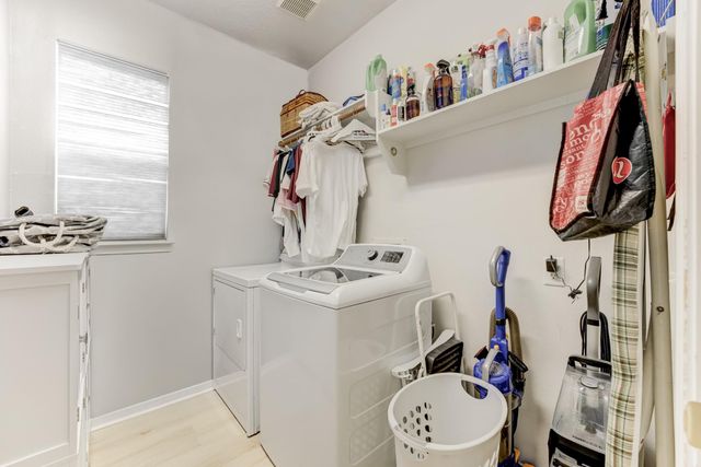 515 Deer Hollow Drive, Sugar Land, TX 77479