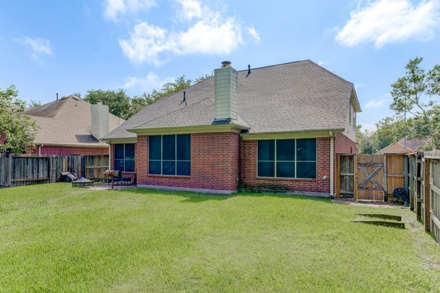515 Deer Hollow Drive, Sugar Land, TX 77479