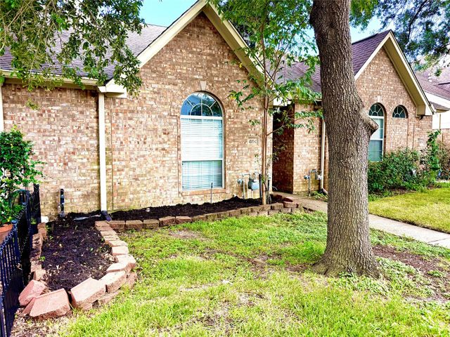 4707 Cashel Circle C, Houston, TX 77069