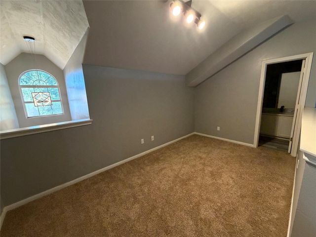 4707 Cashel Circle C, Houston, TX 77069