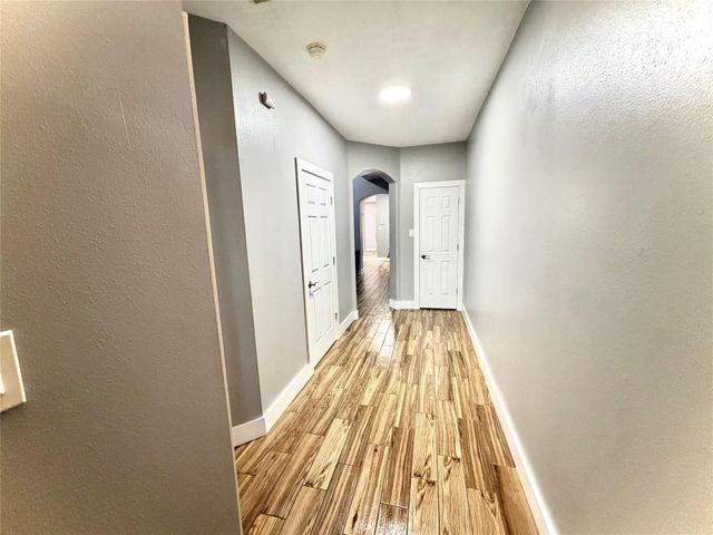 4707 Cashel Circle C, Houston, TX 77069