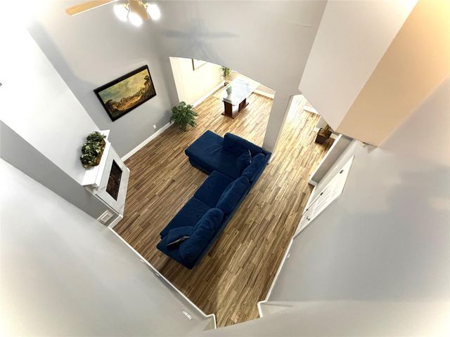 4707 Cashel Circle C, Houston, TX 77069