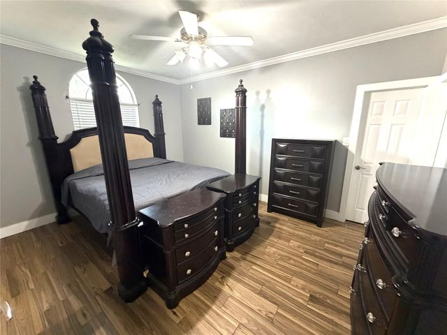 4707 Cashel Circle C, Houston, TX 77069