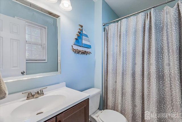 111 W Willow Street, Colonia, NJ 07067
