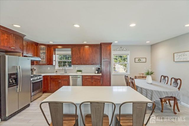 111 W Willow Street, Colonia, NJ 07067