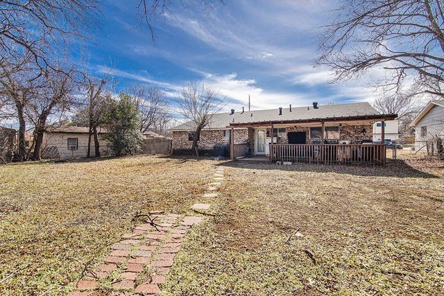 304 Sundown Court, Burleson, TX 76028